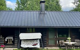 Valkolan kartanon saunamökki